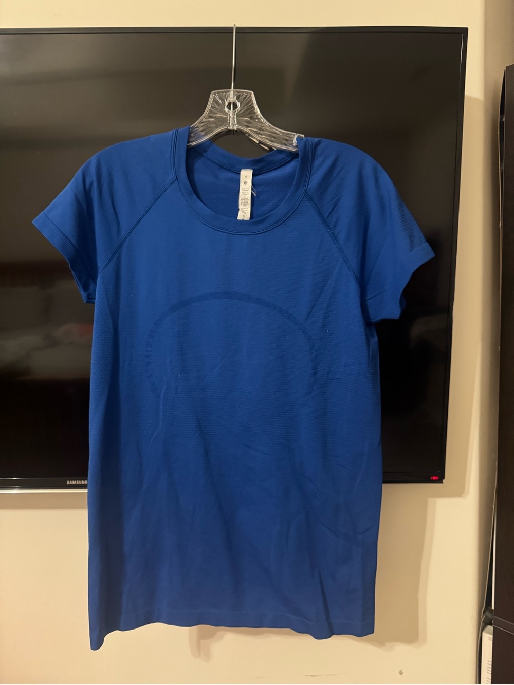 lululemon athletica Women’s Royal Blue Short Sleeve Active Tee